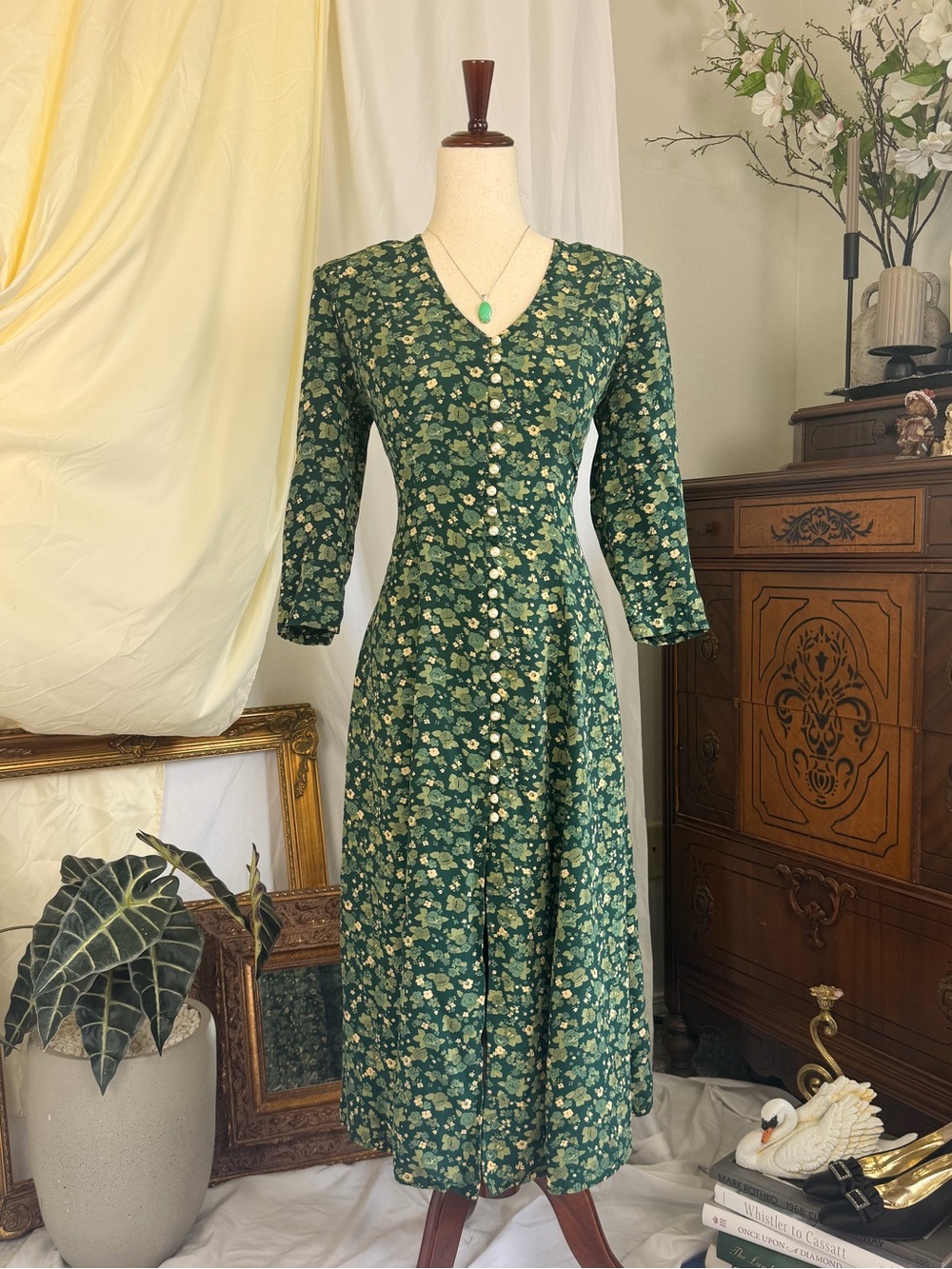 Vintage 90s Jody California Green Floral Button-Front Midi Dress Cottagecore
